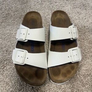 Birkenstock Arizona White leather Double Strap Sandals size 39